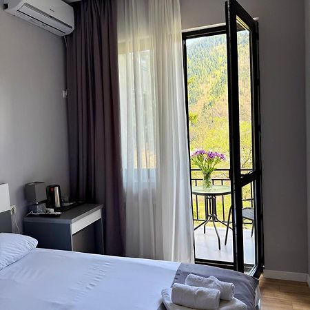 Likani Home Borjomi Ngoại thất bức ảnh