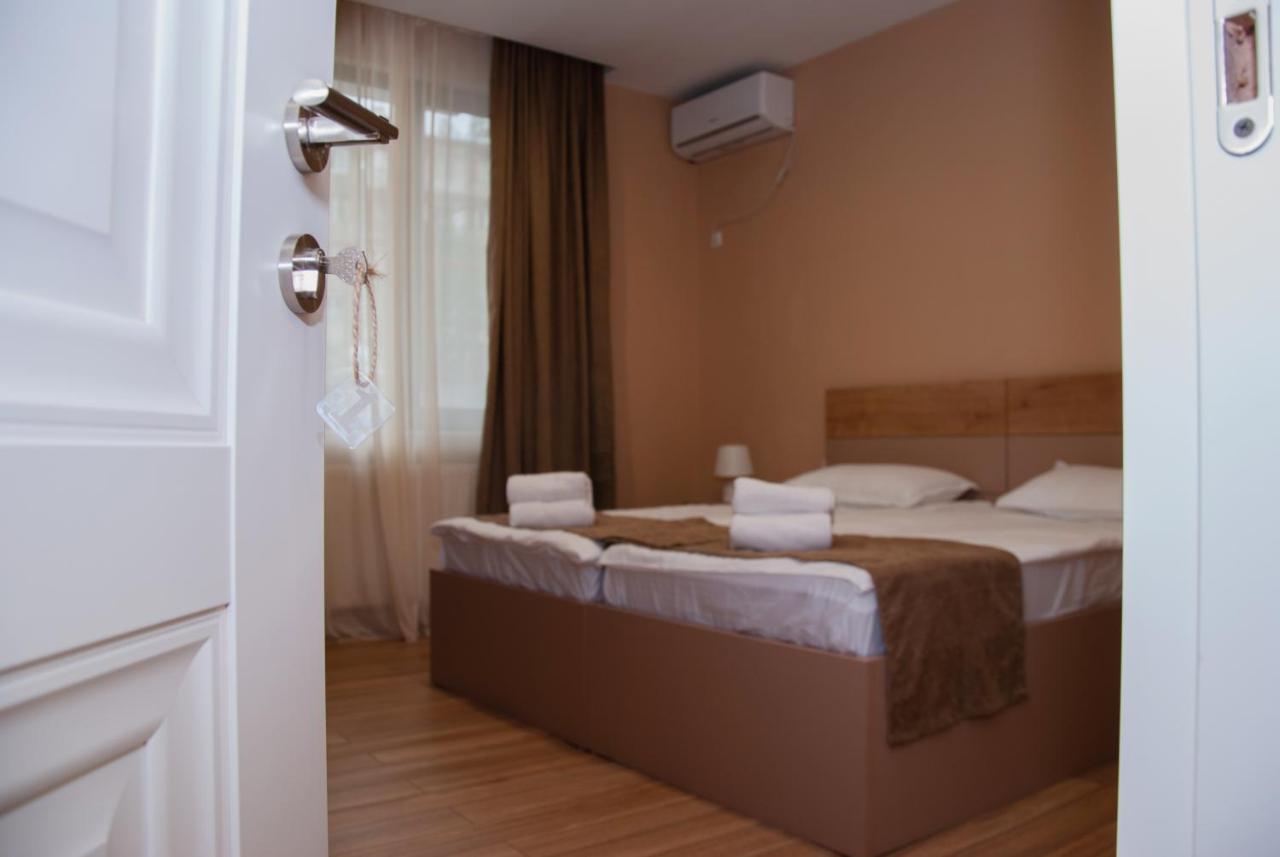 Likani Home Borjomi Ngoại thất bức ảnh