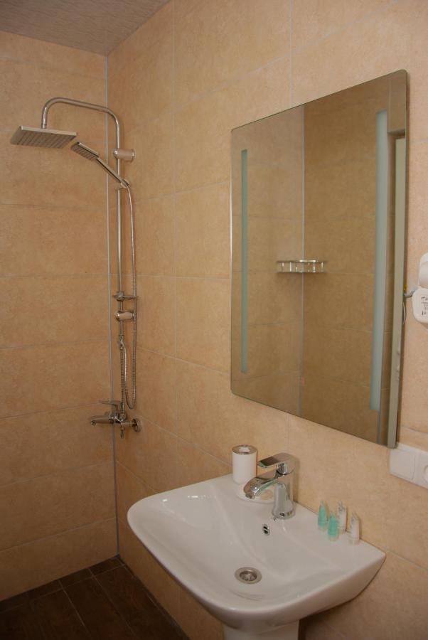 Likani Home Borjomi Ngoại thất bức ảnh