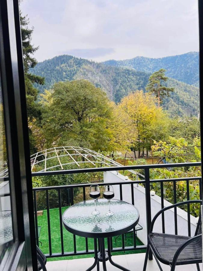 Likani Home Borjomi Ngoại thất bức ảnh